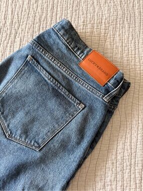 Lucky Brand Women’s High Rise Straight Jeans